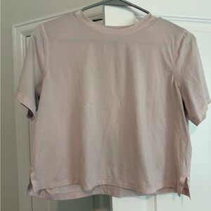 Lululemon Light Pink work out cropped flowy athletic Short Sleeve Tee